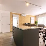 Second Floor カレガド