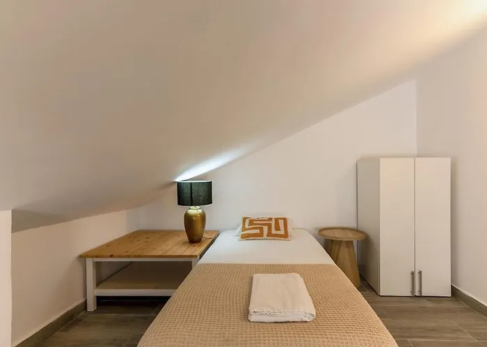 Apartment Second Floor *