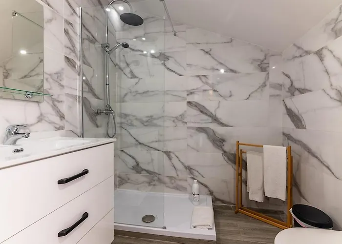 Apartment Second Floor *